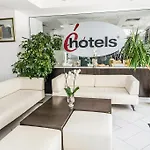 Hotell Perla 3*