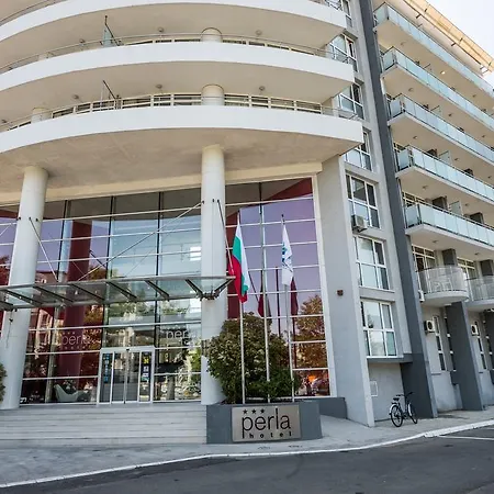 Perla Hotell 3*