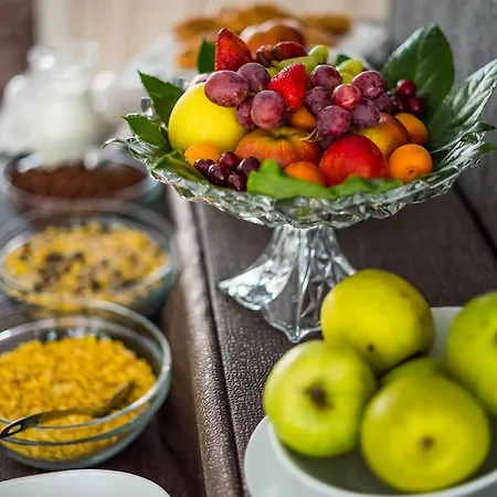 Ξενοδοχείο Perla 3*