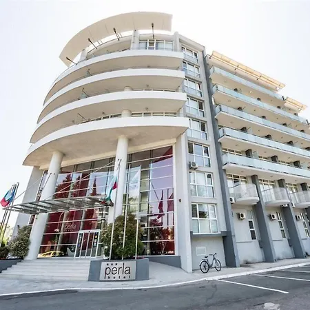 Ξενοδοχείο Perla 3*