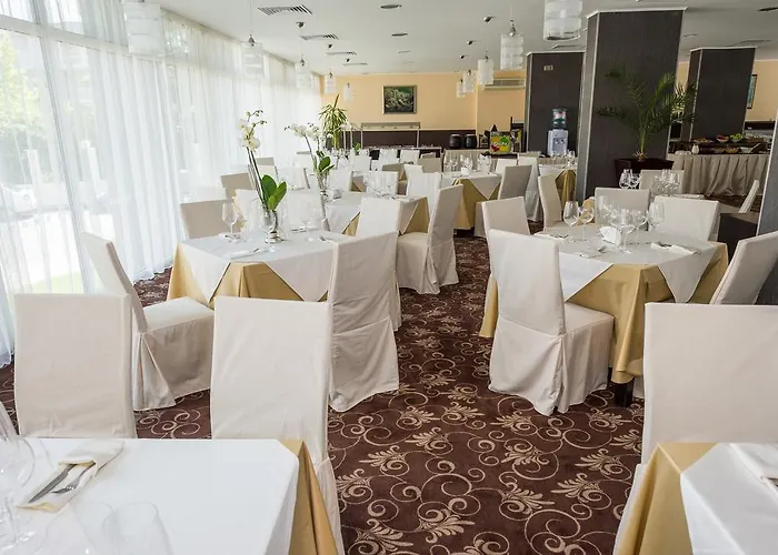 Hotel Perla Sluneční pobřeží