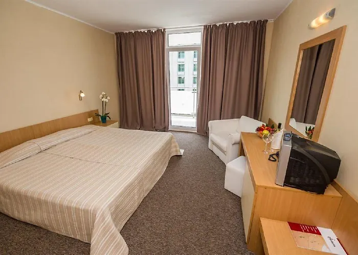 Hotel Perla Sluneční pobřeží