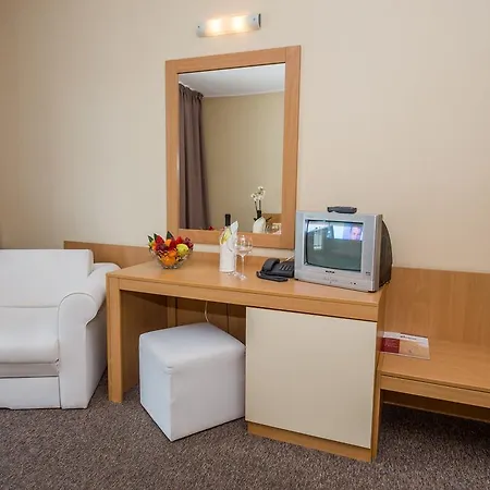 Hotel Perla 3*